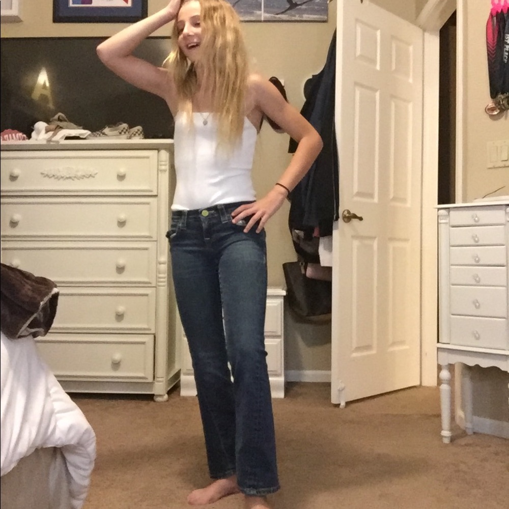 Blue open hole jeans